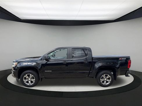 Used 2017 Chevrolet Colorado Z71 AWD/4WD image 4