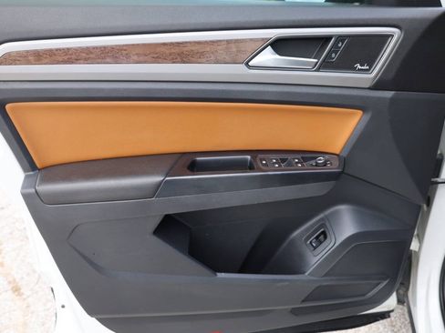 Used 2019 Volkswagen Atlas SEL Premium AWD/4WD image 12