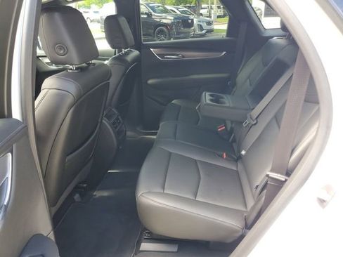 Certified 2023 Cadillac XT5 Luxury image 11