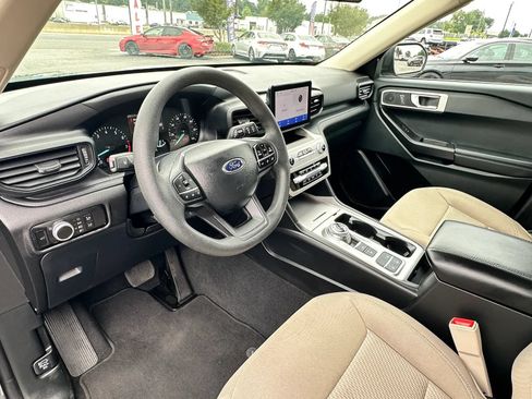 Used 2023 Ford Explorer 2WD image 16
