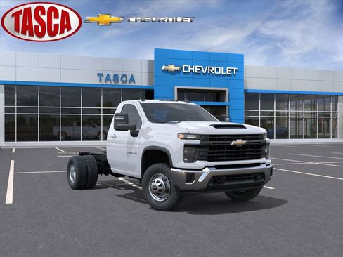 New 2025 Chevrolet Silverado 3500 W/T w/ WT Convenience Package AWD/4WD image 1