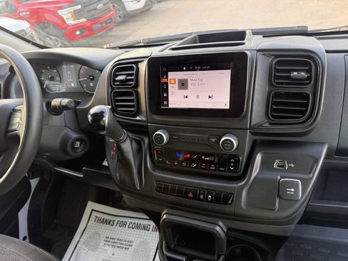 Used 2023 RAM ProMaster 2500 w/ Interior LED Lighting Group FWD image 17