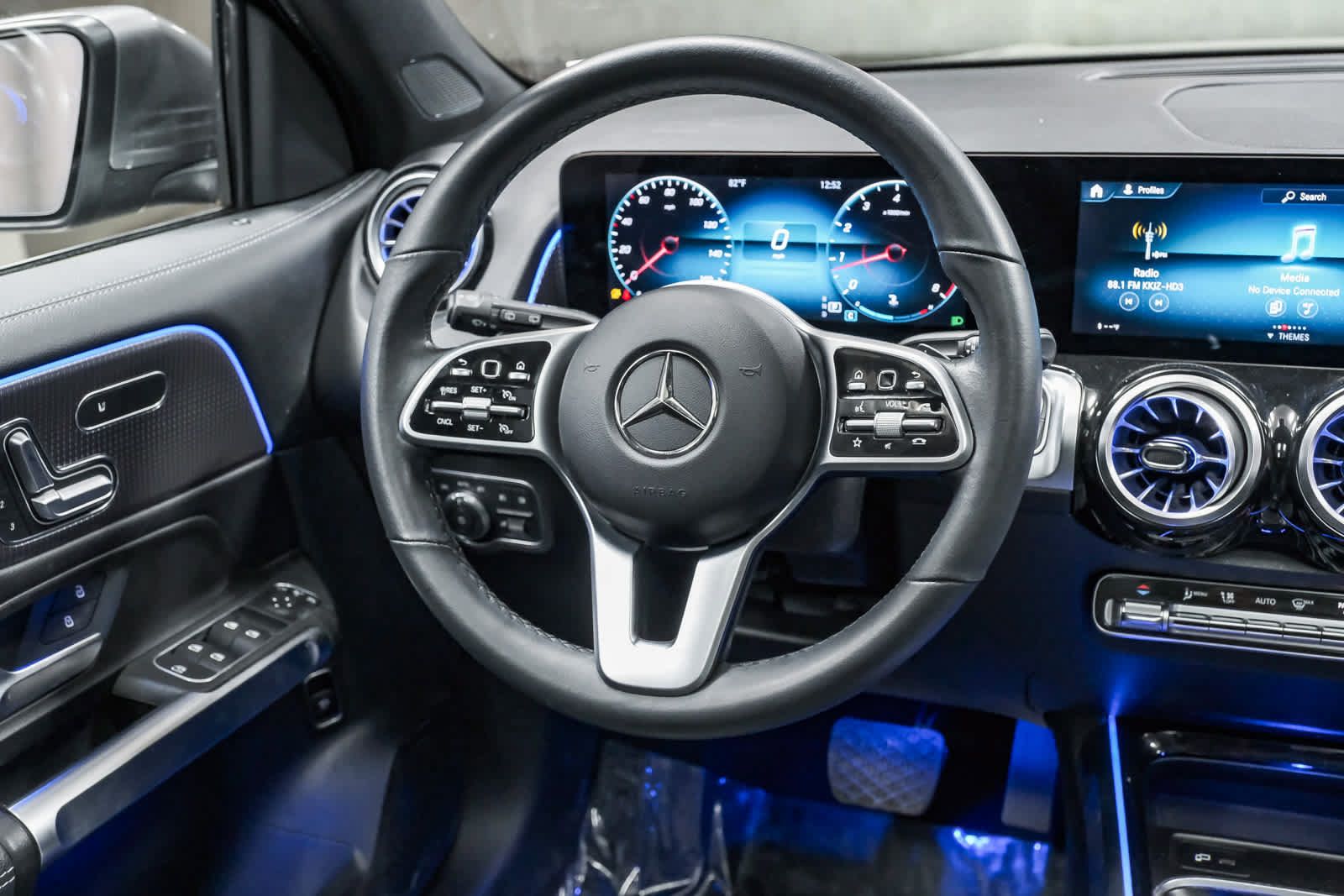 Used 2022 Mercedes-Benz GLB 250 image 19