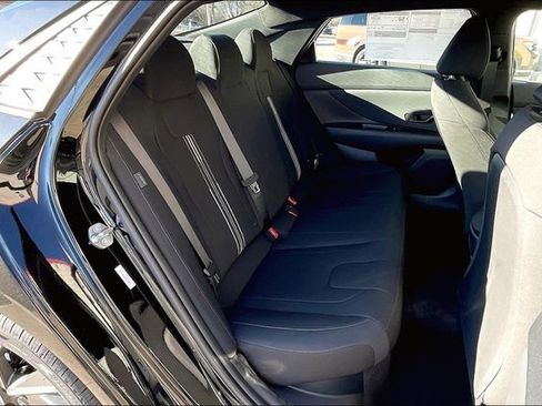 New 2025 Hyundai Elantra SEL image 26