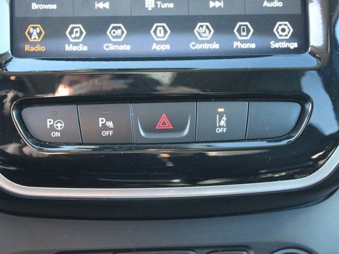 Used 2021 Jeep Cherokee Limited image 20