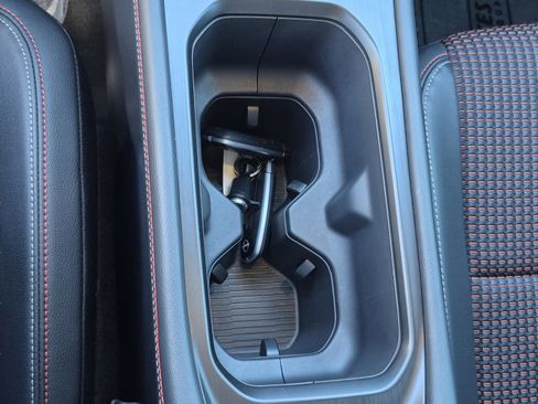 Certified 2025 Nissan Kicks SR FWD image 28