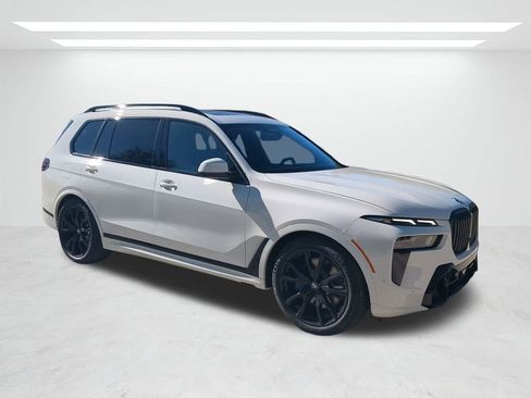 New 2026 BMW X7 xDrive40i w/ M Sport Package image 2