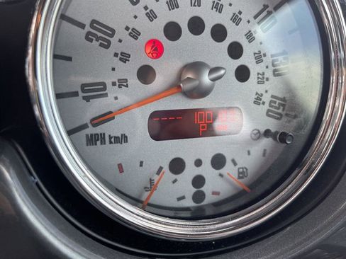 Used 2006 MINI Cooper Hardtop FWD image 11