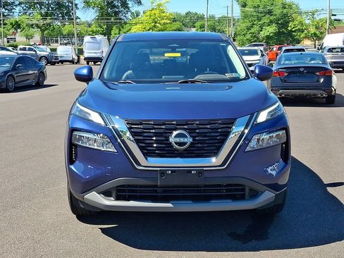 Certified 2023 Nissan Rogue SV AWD/4WD image 2