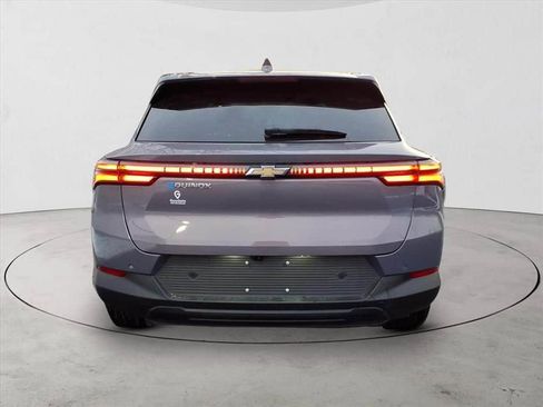 New 2026 Chevrolet Equinox EV LT image 6