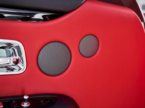 Used 2022 Rolls-Royce Ghost w/ Ghost Package image 38