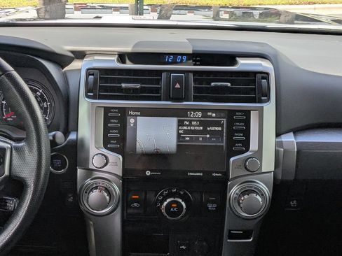 Certified 2024 Toyota 4Runner SR5 Premium AWD/4WD image 19