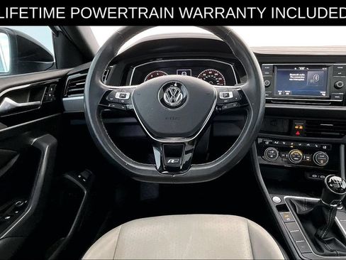 Used 2021 Volkswagen Jetta R-Line FWD image 6