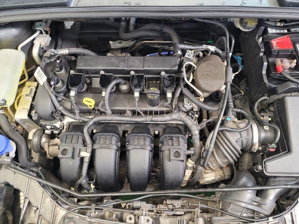 Used 2016 Ford Focus Titanium FWD image 30