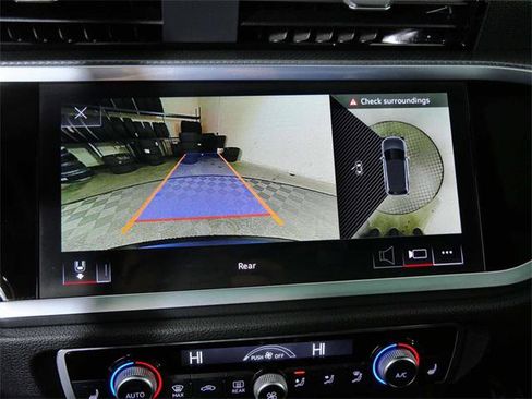 Used 2023 Audi Q3 2.0T Premium Plus w/ Premium Plus Package image 23