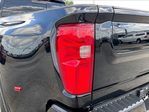 Used 2024 Chevrolet Silverado 3500 High Country w/ High Country Premium Package AWD/4WD image 20