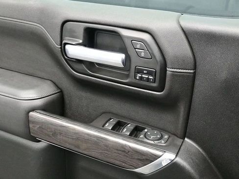 Used 2020 Chevrolet Silverado 1500 LTZ w/ LTZ Convenience Package image 19