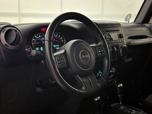 Used 2015 Jeep Wrangler Sport AWD/4WD image 19
