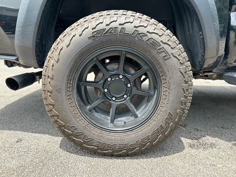 Used 2021 Toyota Tacoma TRD Off-Road AWD/4WD image 16