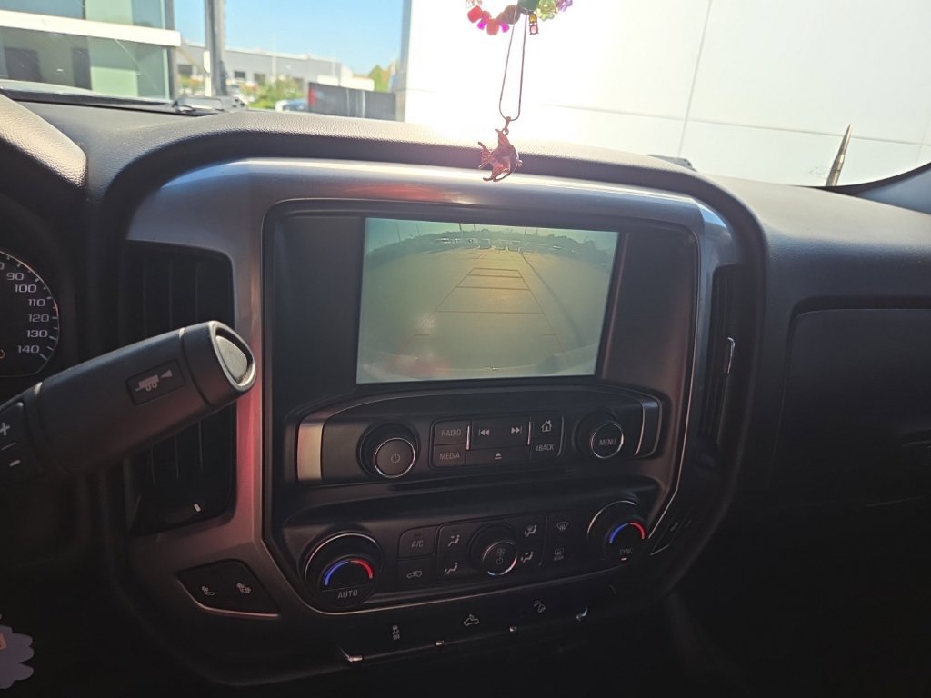 Used 2018 Chevrolet Silverado 1500 LT w/ All Star Edition AWD/4WD image 12