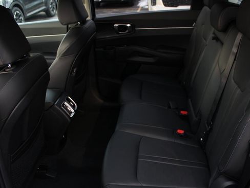New 2026 Kia Sorento S image 16
