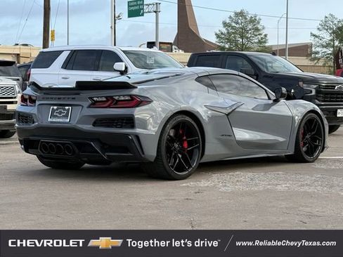 Used 2025 Chevrolet Corvette Z06 w/ Battery Protection Package RWD image 6