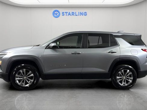 Certified 2025 Chevrolet Equinox LT image 3