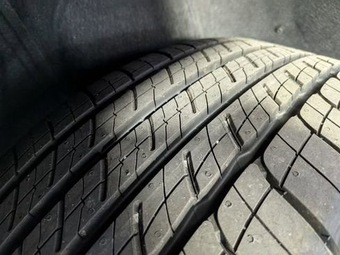 New 2025 Cadillac XT5 Premium Luxury w/ LPO, Floor Liner Package image 37