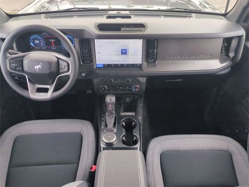 New 2025 Ford Bronco 4-Door image 14
