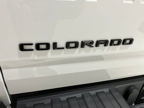 Used 2022 Chevrolet Colorado Z71 AWD/4WD image 29
