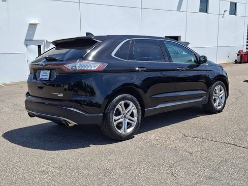 Used 2018 Ford Edge Titanium FWD image 9