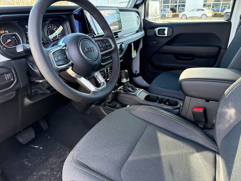 New 2026 Jeep Wrangler Sahara image 22