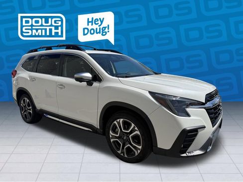 Used 2023 Subaru Ascent Touring AWD/4WD image 4
