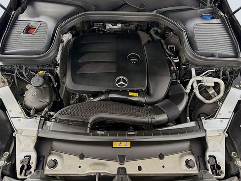 Used 2022 Mercedes-Benz GLC 300 image 11