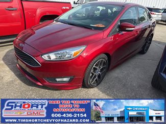 Used 2015 Ford Focus SE w/ SE Sport Package image 1