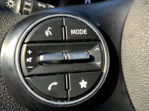 Used 2023 Kia Soul LX w/ LX Technology Package image 20