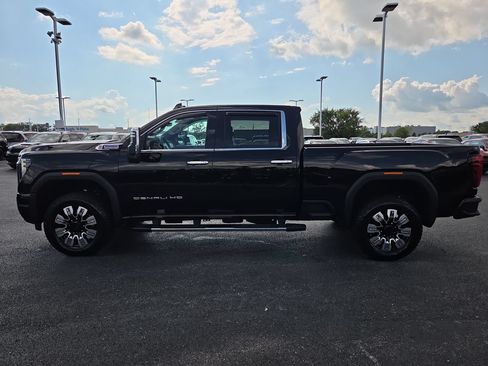 Used 2025 GMC Sierra 3500 Denali w/ Denali Reserve Package AWD/4WD image 4