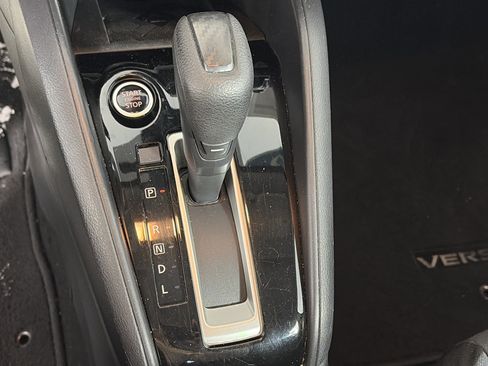 Used 2023 Nissan Versa SV image 23