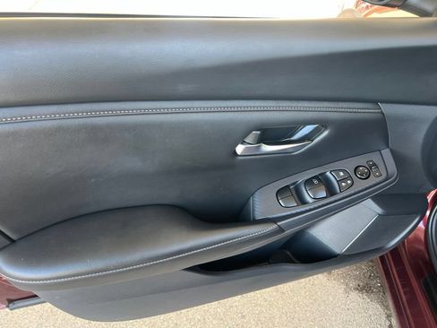 Certified 2024 Nissan Sentra SV w/ All-Weather Package FWD image 7
