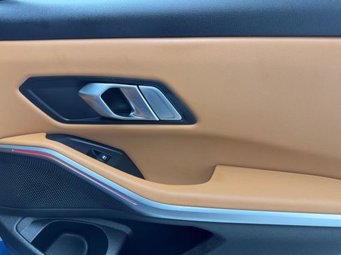 Used 2022 BMW 330i Sedan w/ Driving Assistance Package image 47