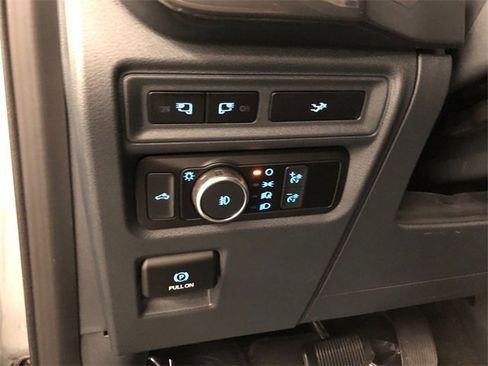 Used 2022 Ford F150 XLT w/ Equipment Group 302A High image 16