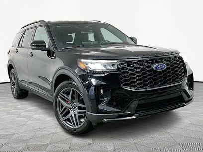 Used 2025 Ford Explorer ST-Line w/ ST-Line Street Pack