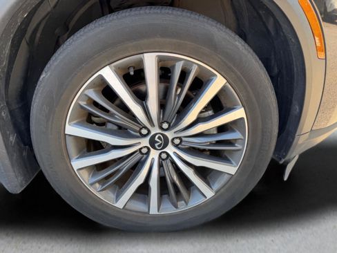 Used 2023 INFINITI QX60 Sensory AWD/4WD image 17