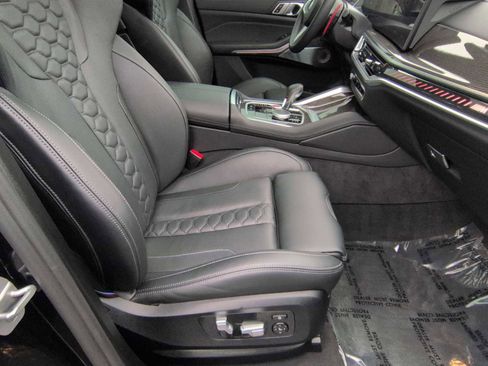 Used 2025 BMW X5 M Competition w/ Executive Package image 24