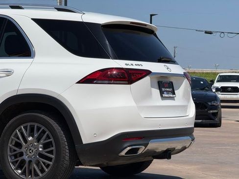 Used 2021 Mercedes-Benz GLE 450 4MATIC image 11