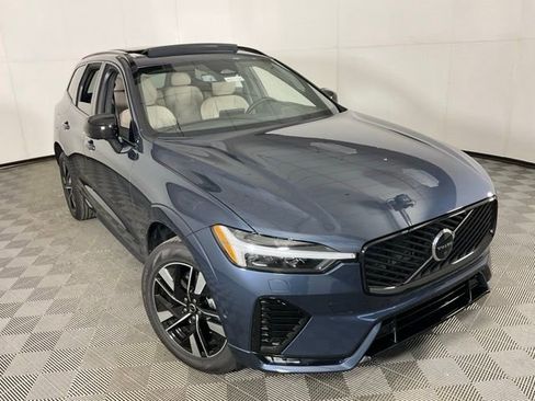New 2026 Volvo XC60 B5 Plus w/ Protection Package Premier AWD/4WD image 41