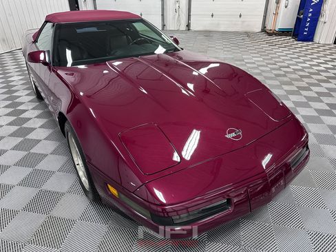 Used 1993 Chevrolet Corvette Convertible RWD image 10