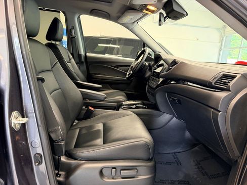 Used 2019 Honda Pilot Touring image 28