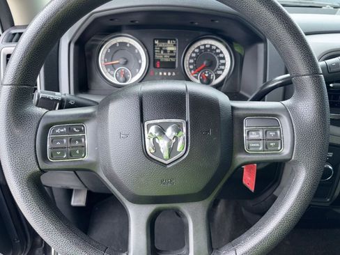 Used 2016 RAM 2500 Tradesman w/ Chrome Appearance Group image 13