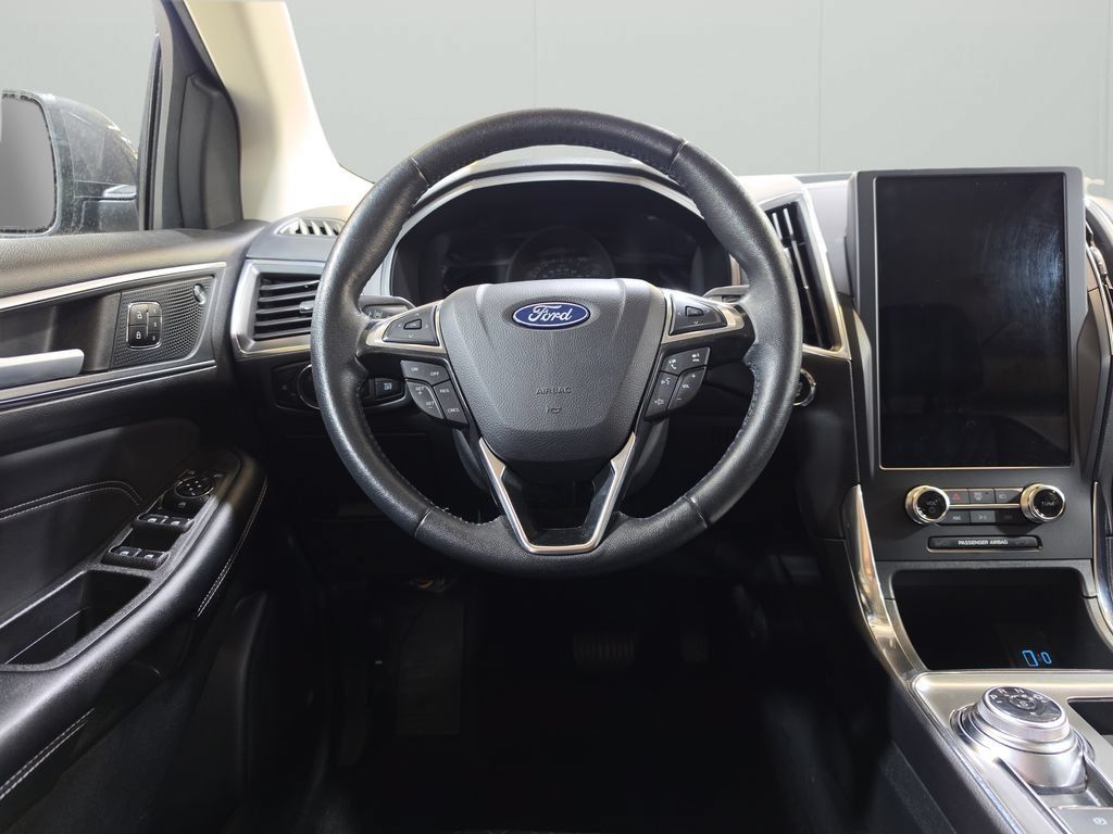 Used 2024 Ford Edge Titanium AWD/4WD image 18